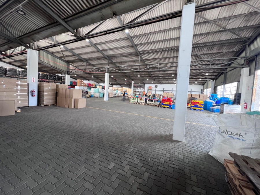 To Let commercial Property for Rent in Blackheath Industrial Western Cape